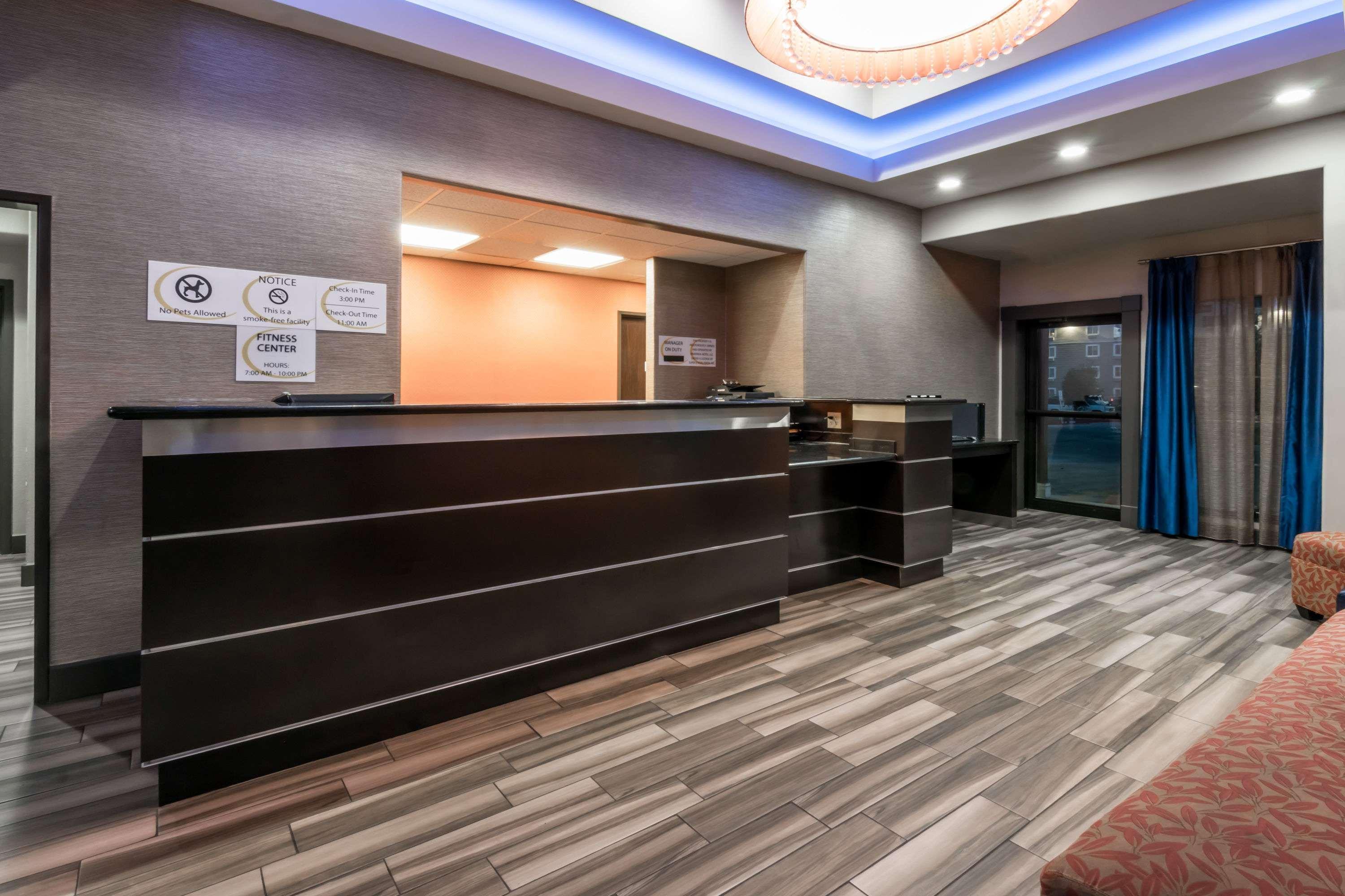 Super 8 By Wyndham San Antonio Near Fort Sam Houston Exterior photo